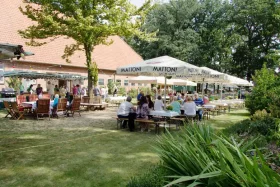 Garten des Dornhofes in Baven